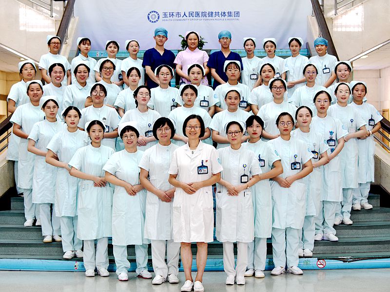 合影1.jpg
