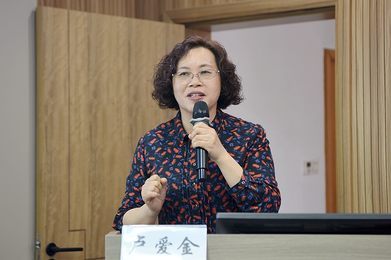 盧愛(ài)金2.jpg