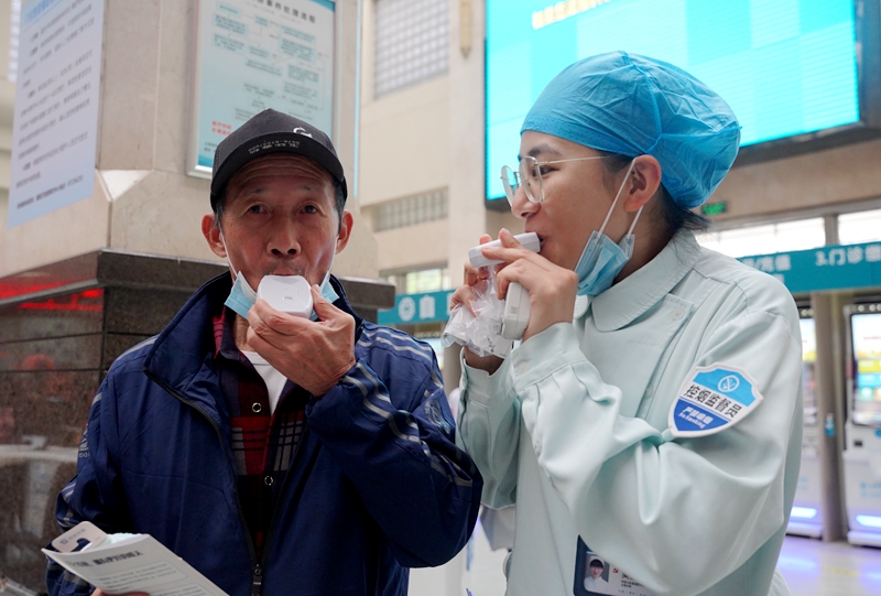 C:\Users\admin\Desktop\20221115慢阻肺肺癌\DSC09123.JPG