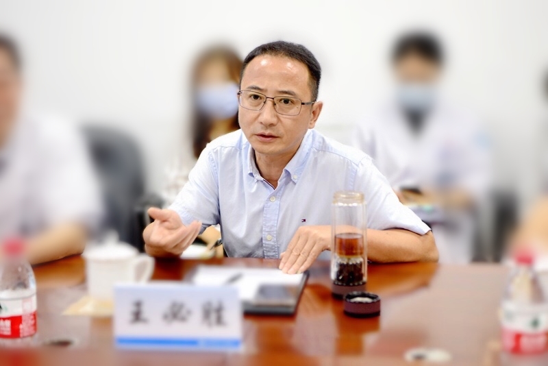 王必勝_副本.jpg