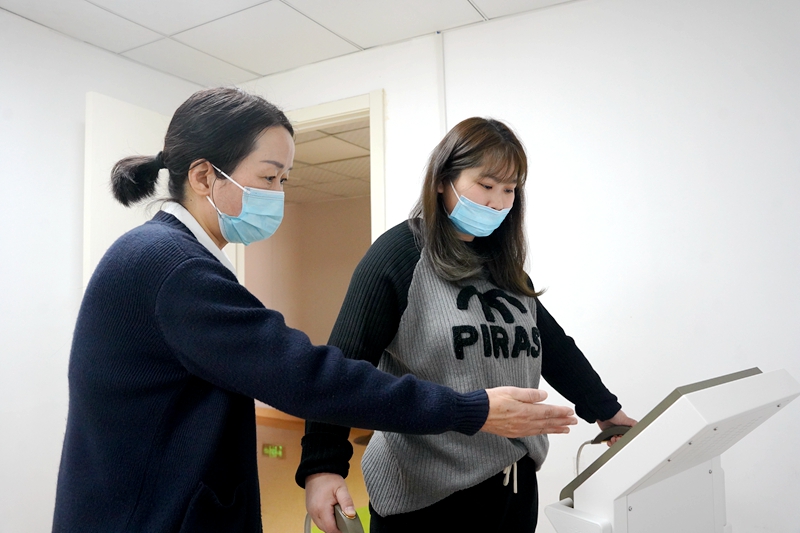 F:\2023年報道宣傳\20230221數(shù)字療法\DSC06440.JPG