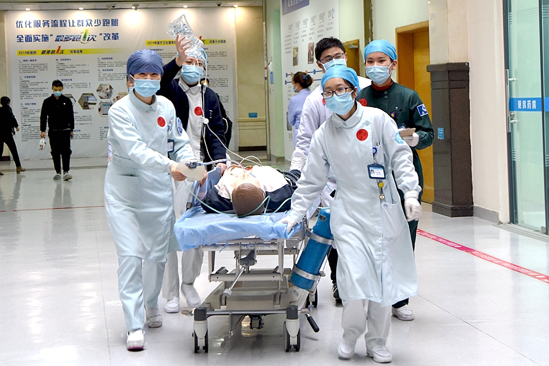 轉運CT檢查.jpg