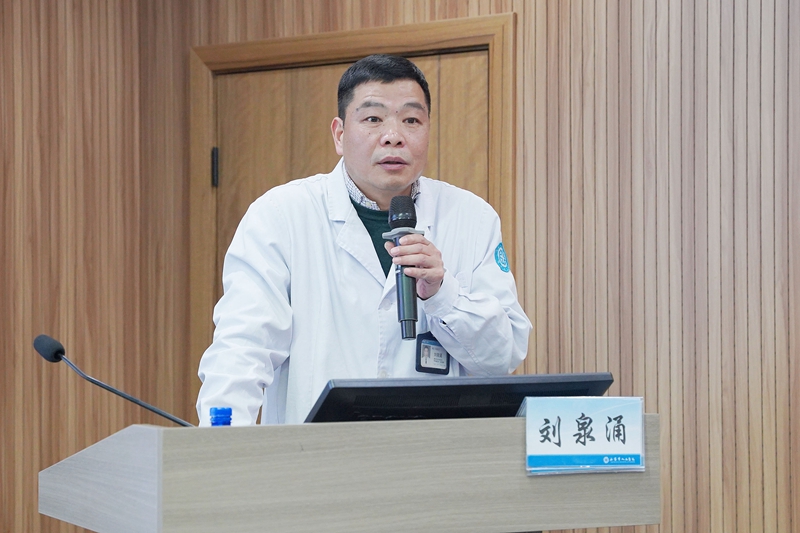 20250401 創(chuàng)面修復中心授牌儀式19.jpg