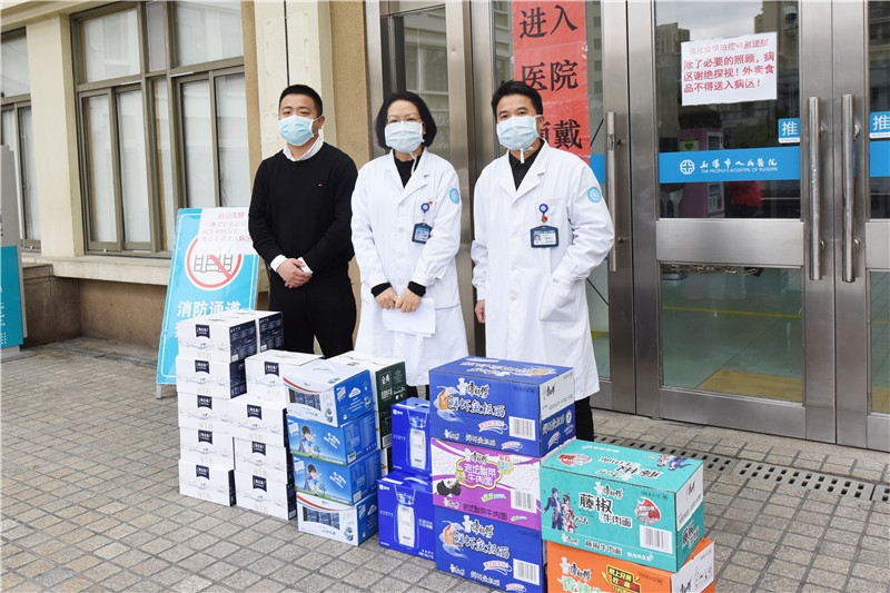 0303 牛奶泡面合照.jpg